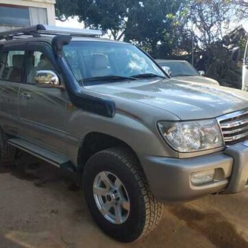 4x4 Car Rental with Expert Driver for the Famous RN7