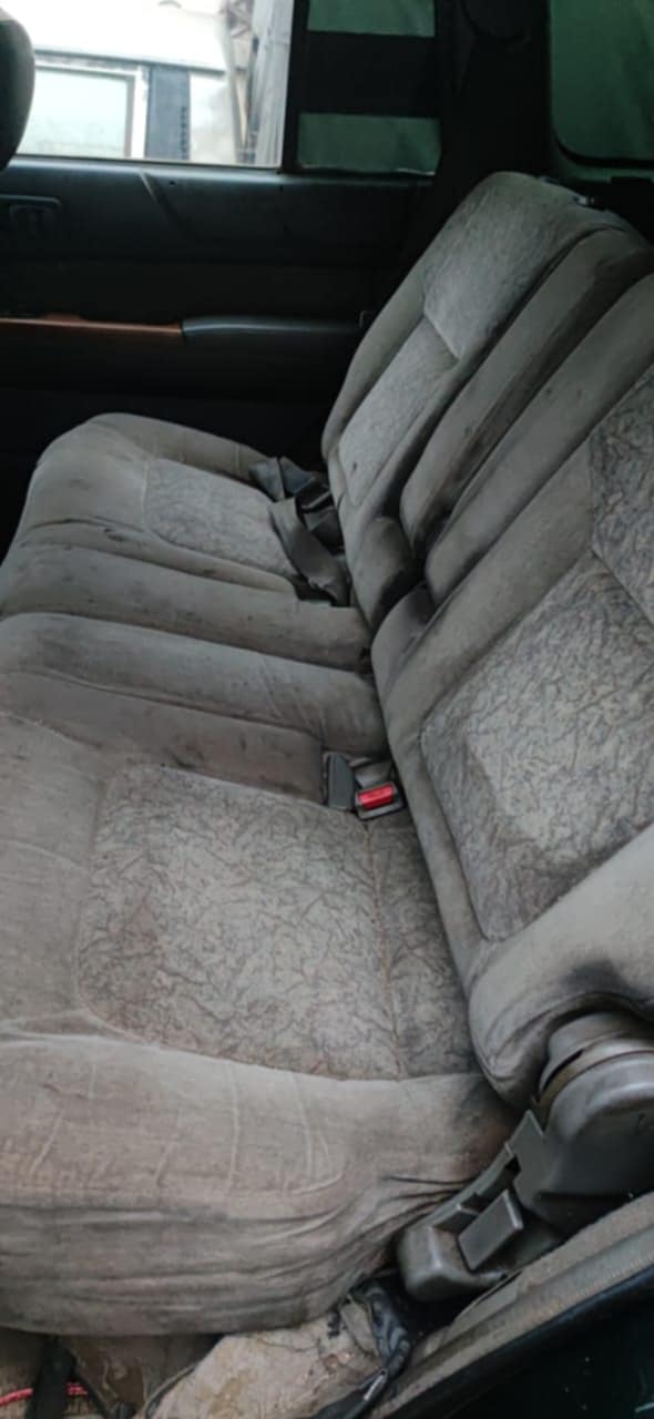 Drive Smoothly Through Madagascar with an Expert Team - Image 16